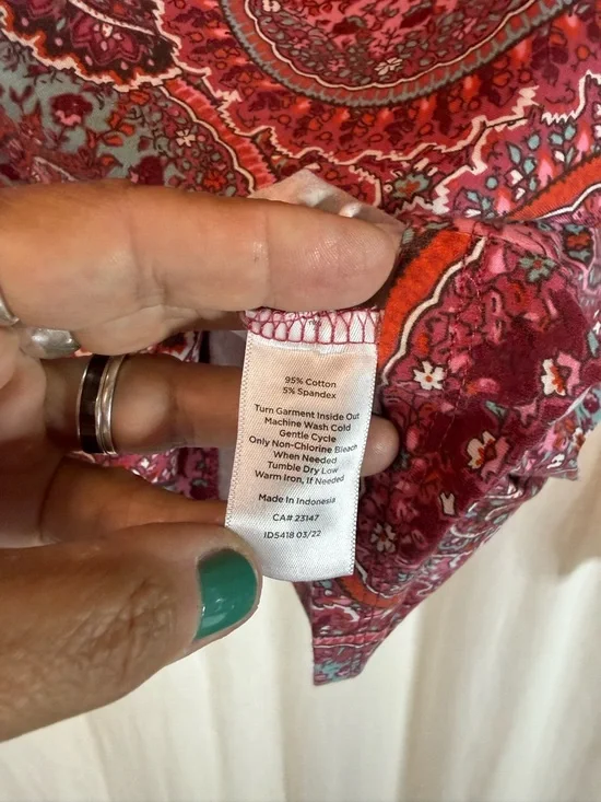 Talbots - PIMA CREWNECK TEE - CIRCLE PAISLEY - Picture 7 of 8